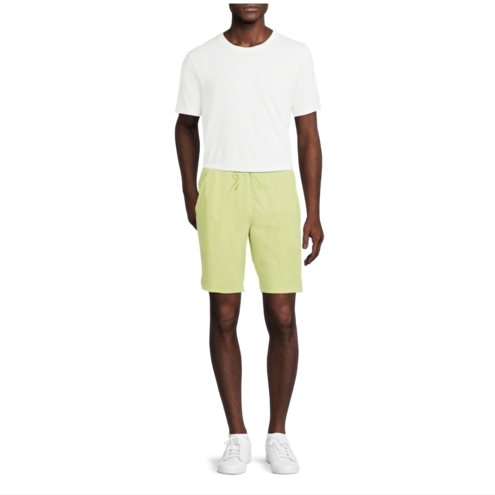 𝅺RUSSELL Men's 9" Woven Tech Short with Comfort Waistband XL 40-42‎ New